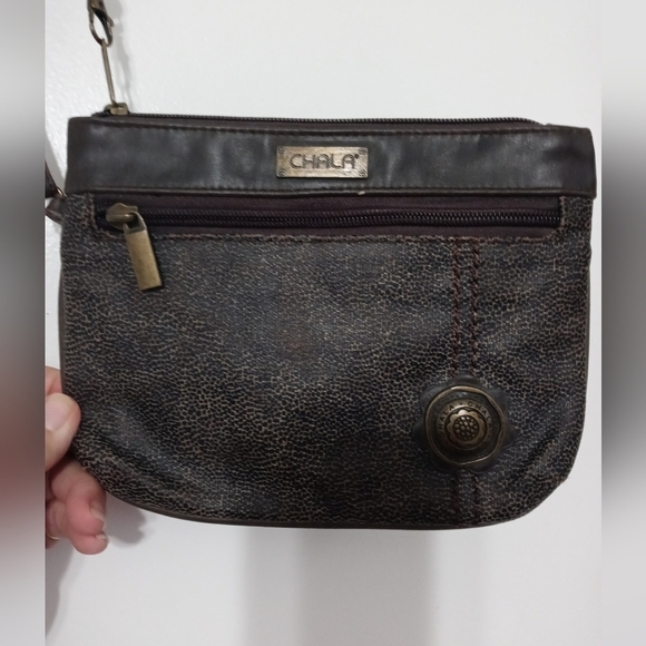 Chala Chocolate brown Faux Reptile zipper wristlet with Pockets 8.5" x 6.5" - Picture 1 of 7